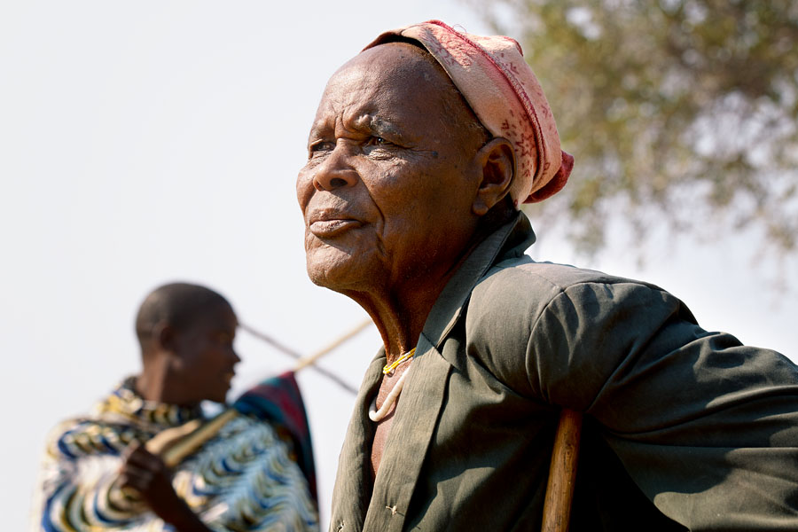  Old man from the Mucubal (Mucubai, Mucabale, Mugubale) tribe   Angola